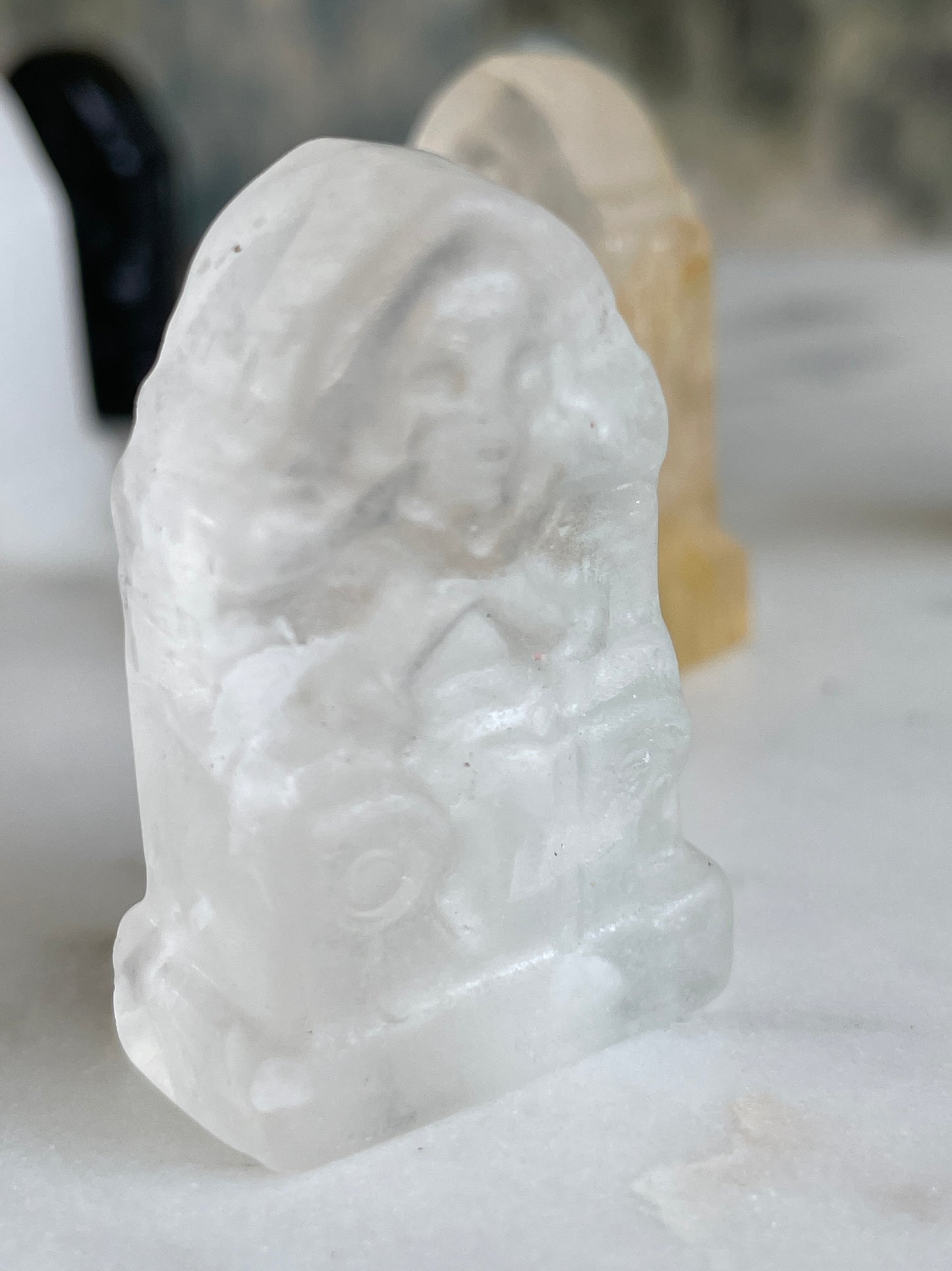 R.I.P. Crystal Gravestone Carving | 1.5 Inches