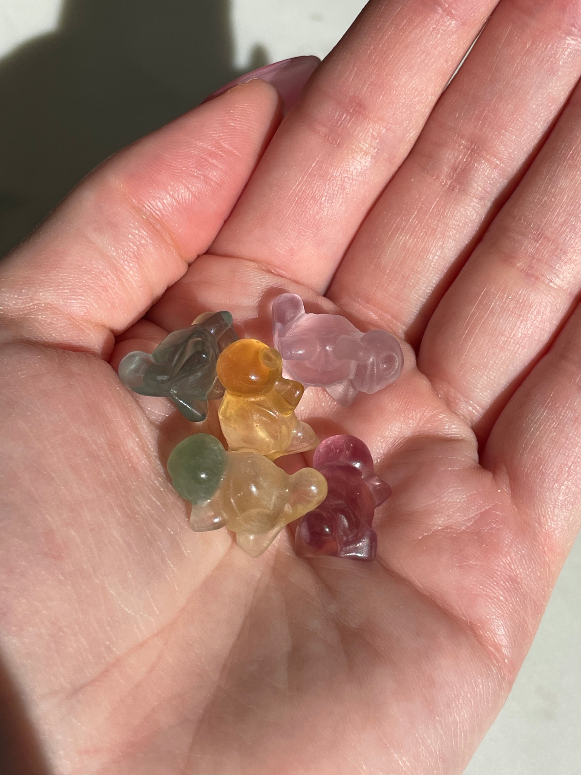 Pokémon figurine Squirtle carving fluorite tiny crystal squirtle fluorite display collectible pokemon natural crystal rainbow fluorite multicolor Pokemon decor squirtle stocking stuffer pokemon gift