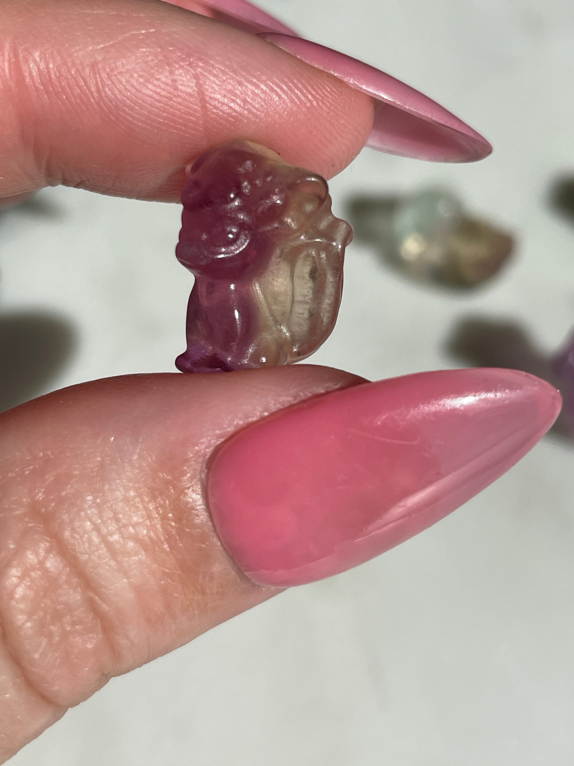 Pokémon figurine Vulpix carving fluorite tiny crystal Vulpix fluorite display collectible pokemon natural crystal rainbow fluorite multicolor Pokemon decor Vulpix stocking stuffer pokemon gift