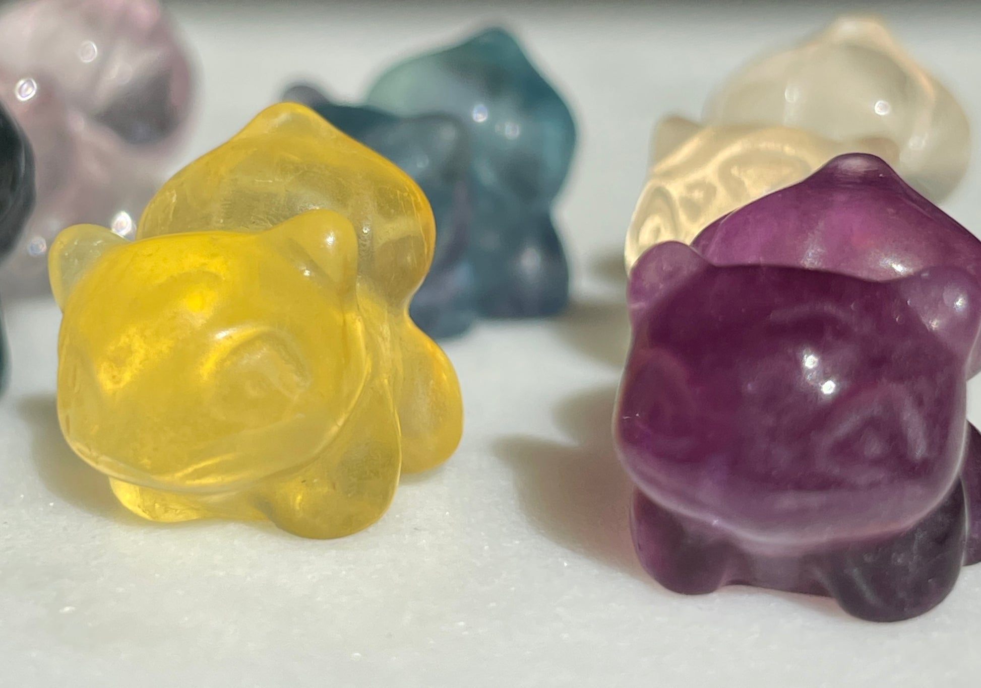 Pokémon figurine Bulbasaur carving fluorite tiny crystal bulbasaur fluorite display collectible pokemon natural crystal rainbow fluorite multicolor Pokemon decor bulbasaur stocking stuffer pokemon gift