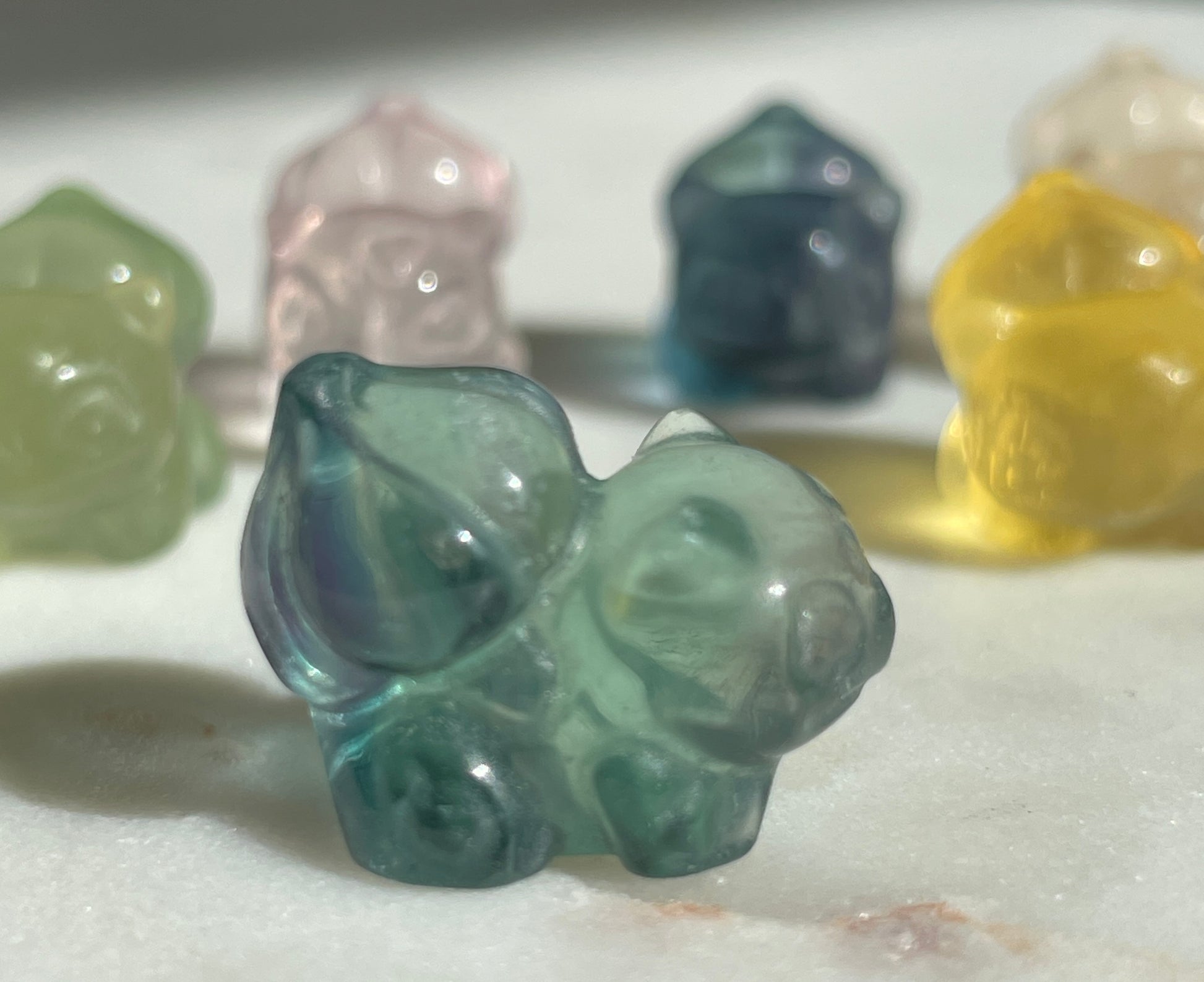 Pokémon figurine Bulbasaur carving fluorite tiny crystal bulbasaur fluorite display collectible pokemon natural crystal rainbow fluorite multicolor Pokemon decor bulbasaur stocking stuffer pokemon gift