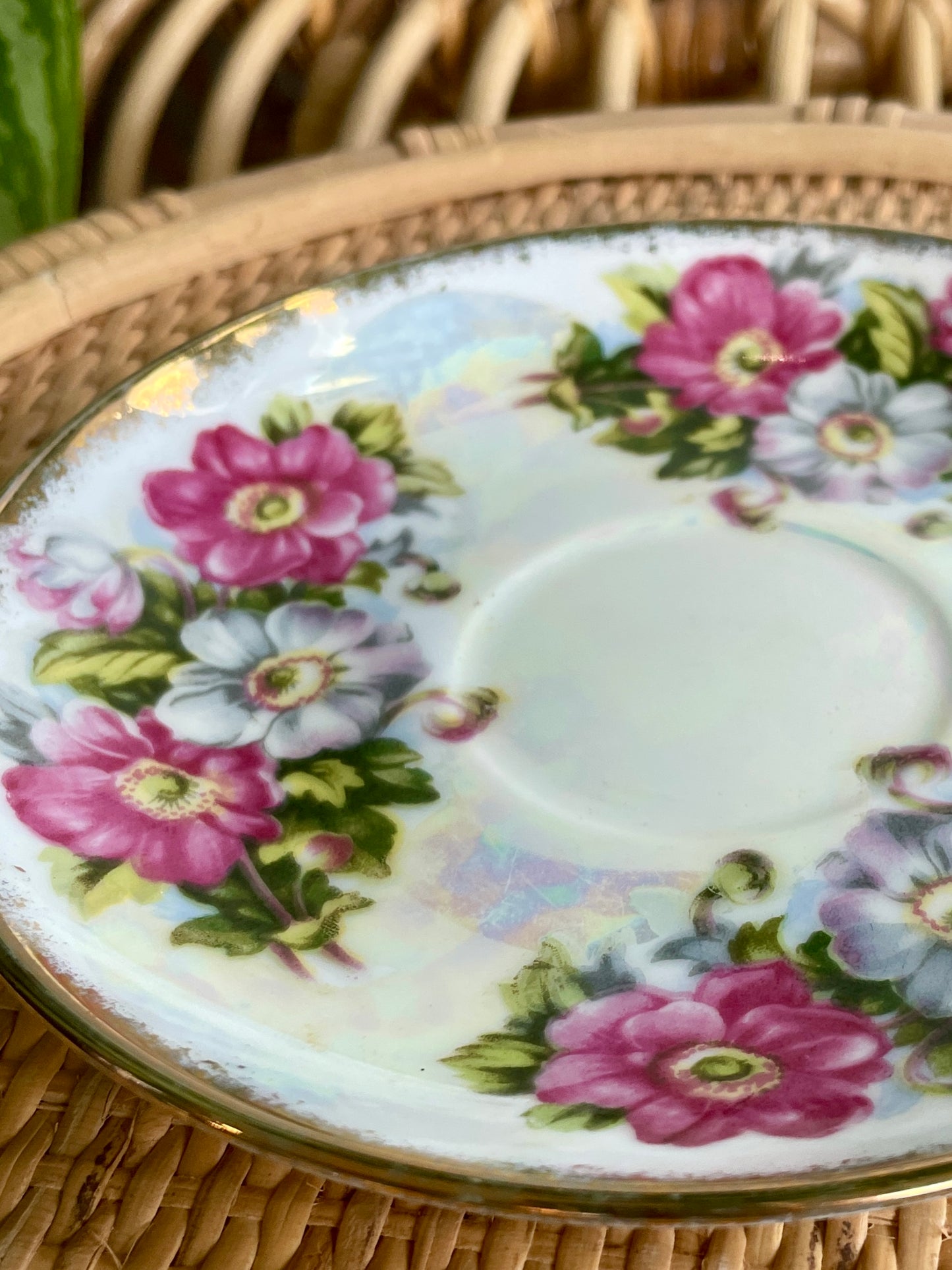 Vintage Style Floral Pearlescent Teacup Saucer