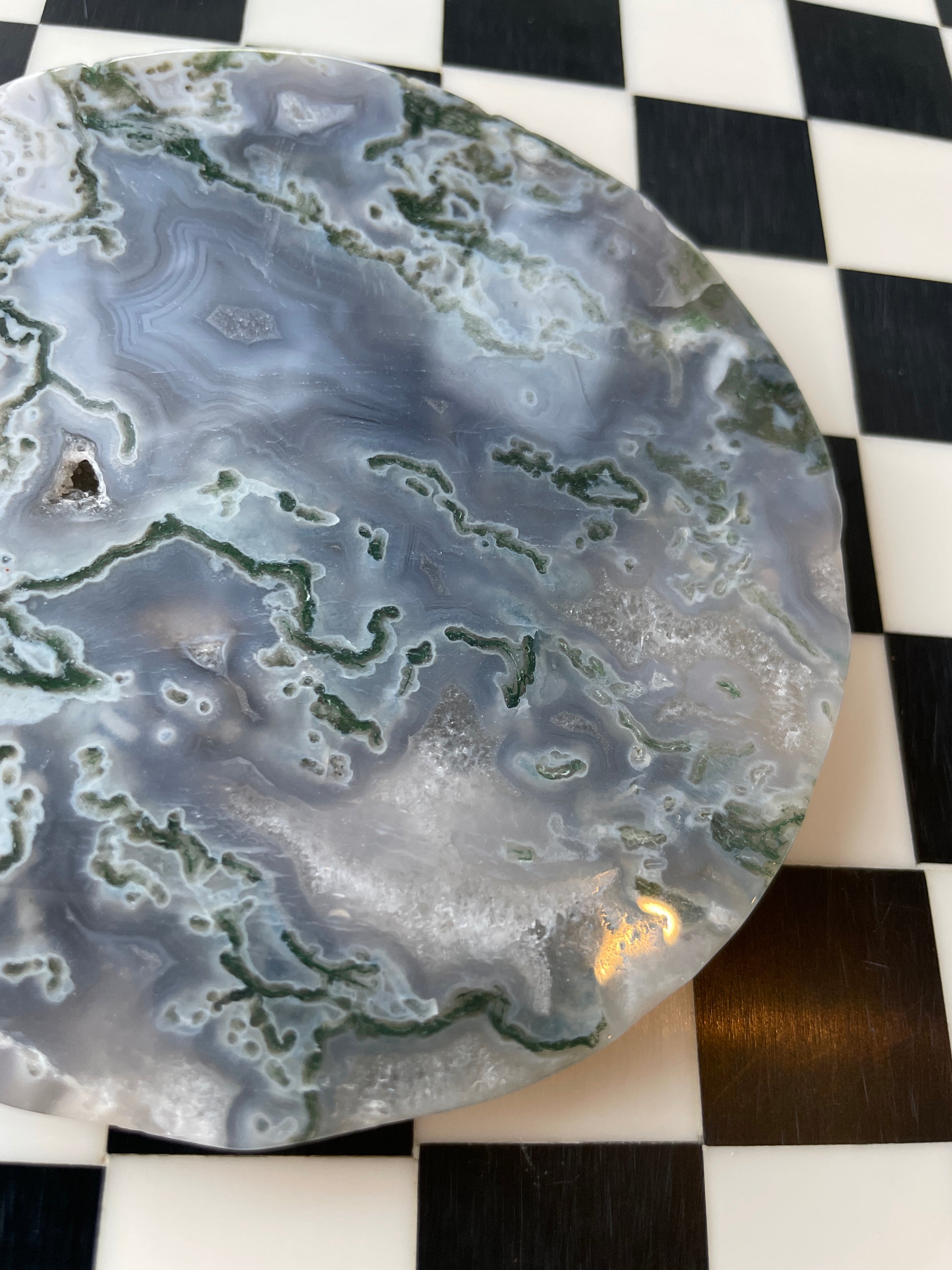 Druzy Agate Moss Agate Crystal Disc Natural Agate Crystal Decor Healing Crystal Meditation Tool Home Decor Crystal Display Spiritual Gift