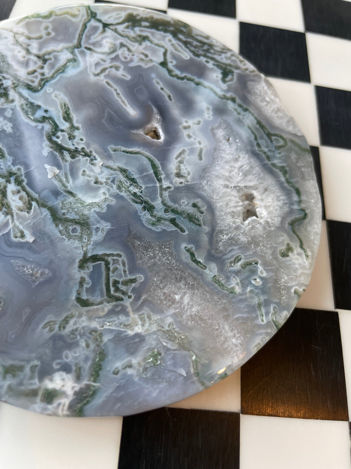 Druzy Agate Moss Agate Crystal Disc Natural Agate Crystal Decor Healing Crystal Meditation Tool Home Decor Crystal Display Spiritual Gift