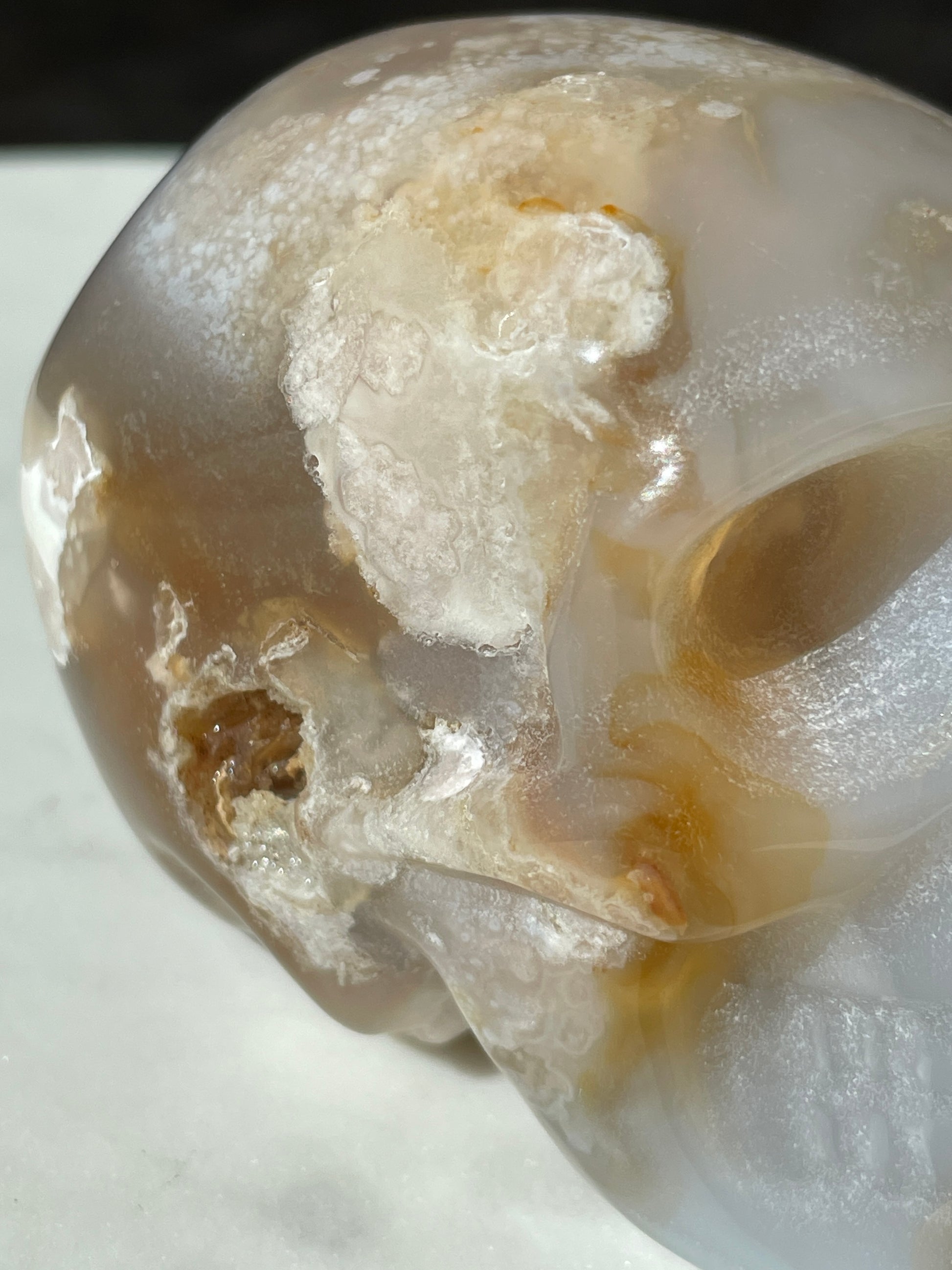 flower agate skull carving figurine spooky crystal carving gift for witch halloween lover magic altar piece skeleton druzy agate skull