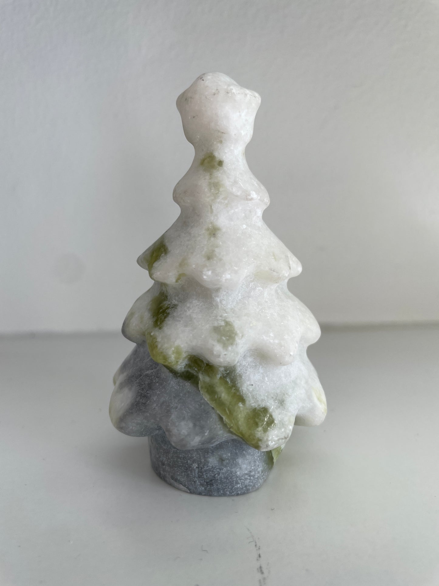 Christmas Tree Carving Hand Carved Tree White and Green Tree Crystal Natural Home Decor Mindfulness Altar Piece Desk Decor Crystal Collector Gift Carved Gemstone Tree Collection Metaphysical Tools Healing Crystals Stocking Stuffer Holiday Gift Christmas Decor