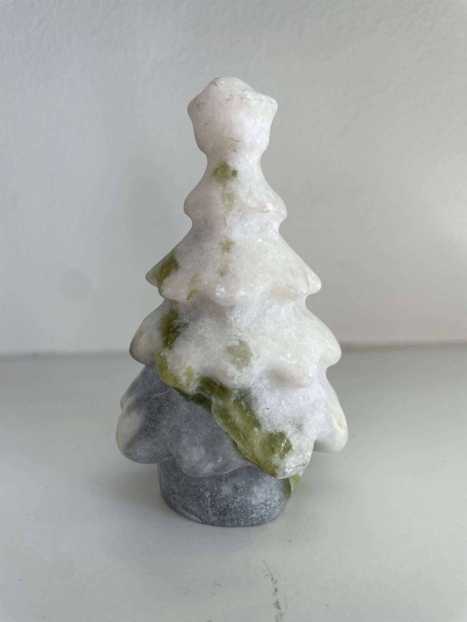 Christmas Tree Carving Hand Carved Tree White and Green Tree Crystal Natural Home Decor Mindfulness Altar Piece Desk Decor Crystal Collector Gift Carved Gemstone Tree Collection Metaphysical Tools Healing Crystals Stocking Stuffer Holiday Gift Christmas Decor