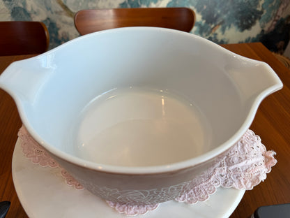 Vintage Pyrex Woodland 2.5 QT Casserole Dish 475-B with Lid