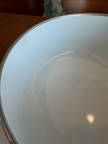 Vintage Enamelware Nesting Mixing Bowls | Vegetable Motif | Set of 3