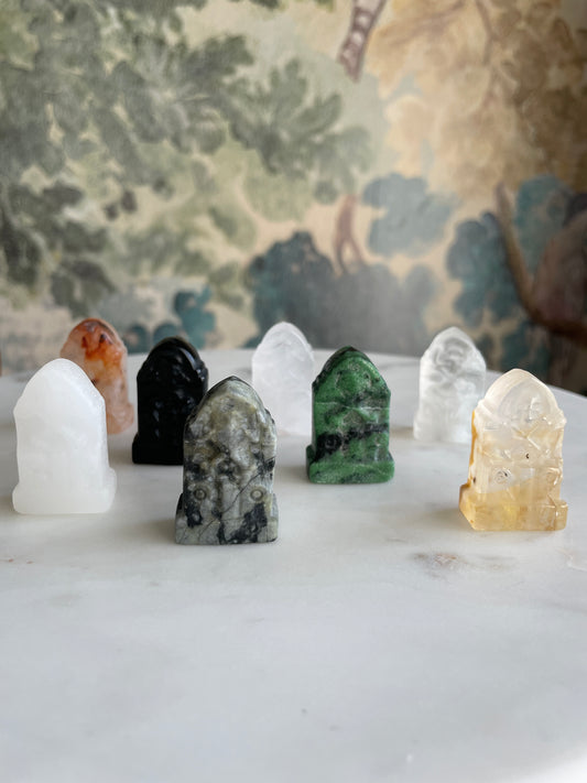 R.I.P. Crystal Gravestone Carving | 1.5 Inches
