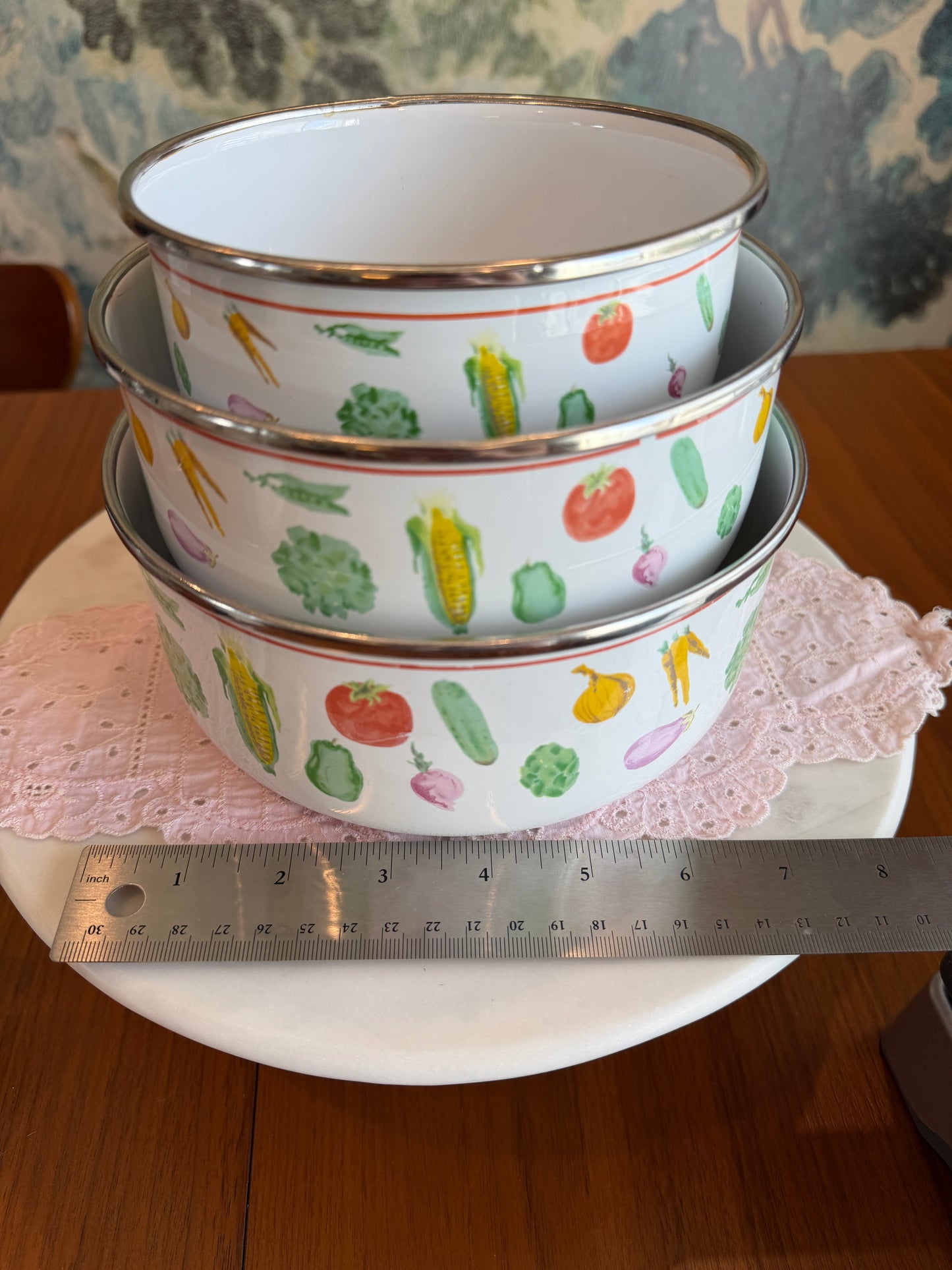 Vintage Enamelware Nesting Mixing Bowls | Vegetable Motif | Set of 3