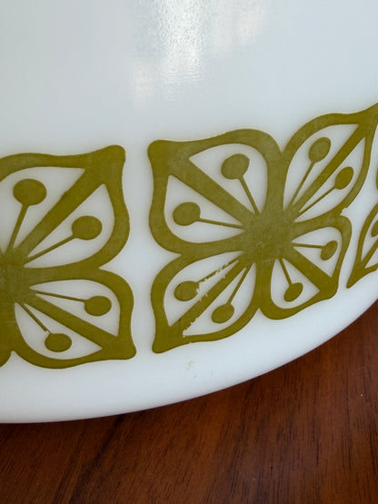 Vintage Pyrex Verde Square Flowers Casserole Dish 475-B with Lid