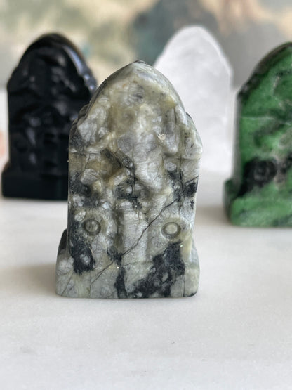 R.I.P. Crystal Gravestone Carving | 1.5 Inches