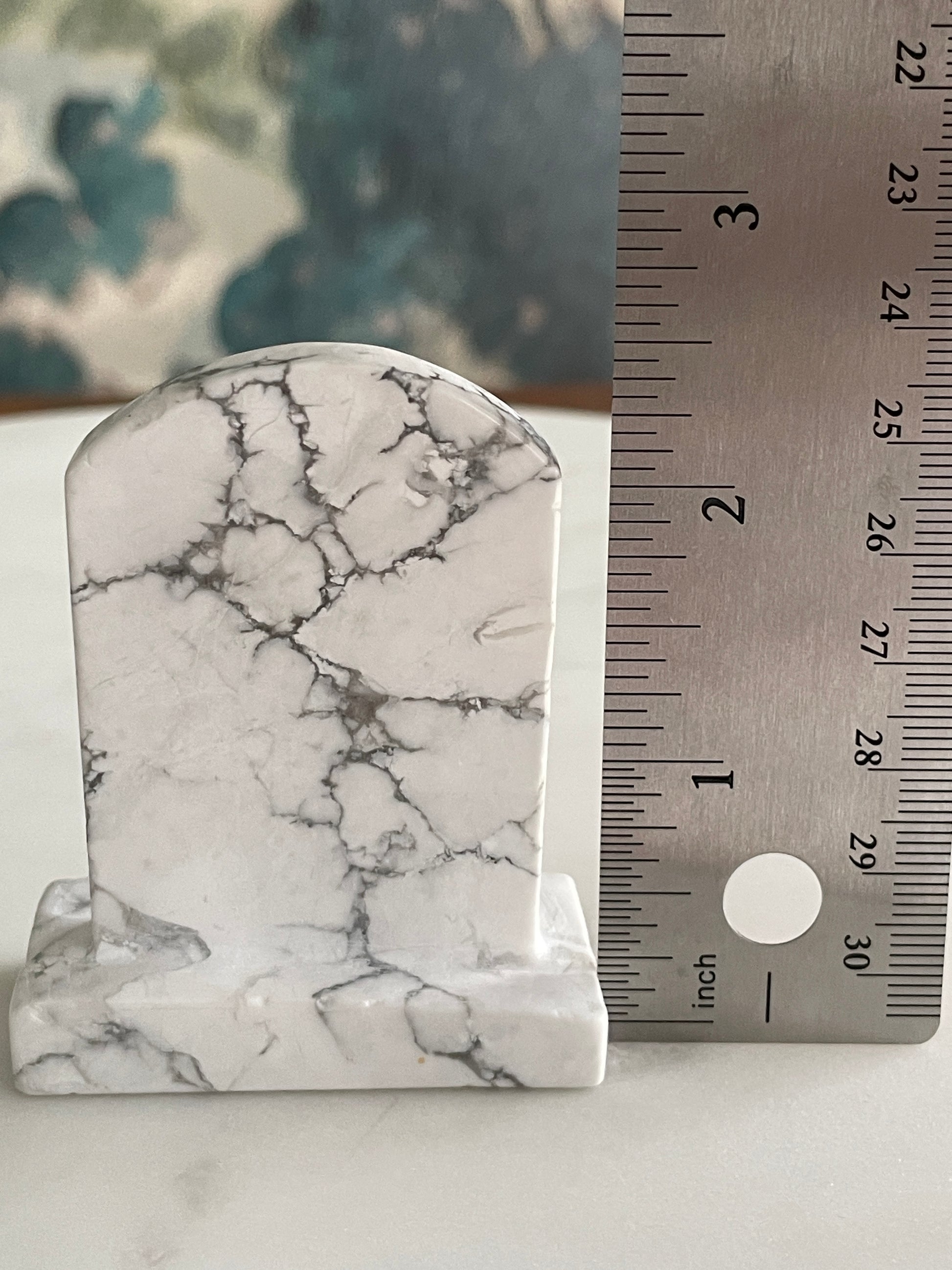gravestone carving natural howlite crystal display halloween crystal headstone carving polished crystal white tombstone 2.5 inch natural white halloween decor