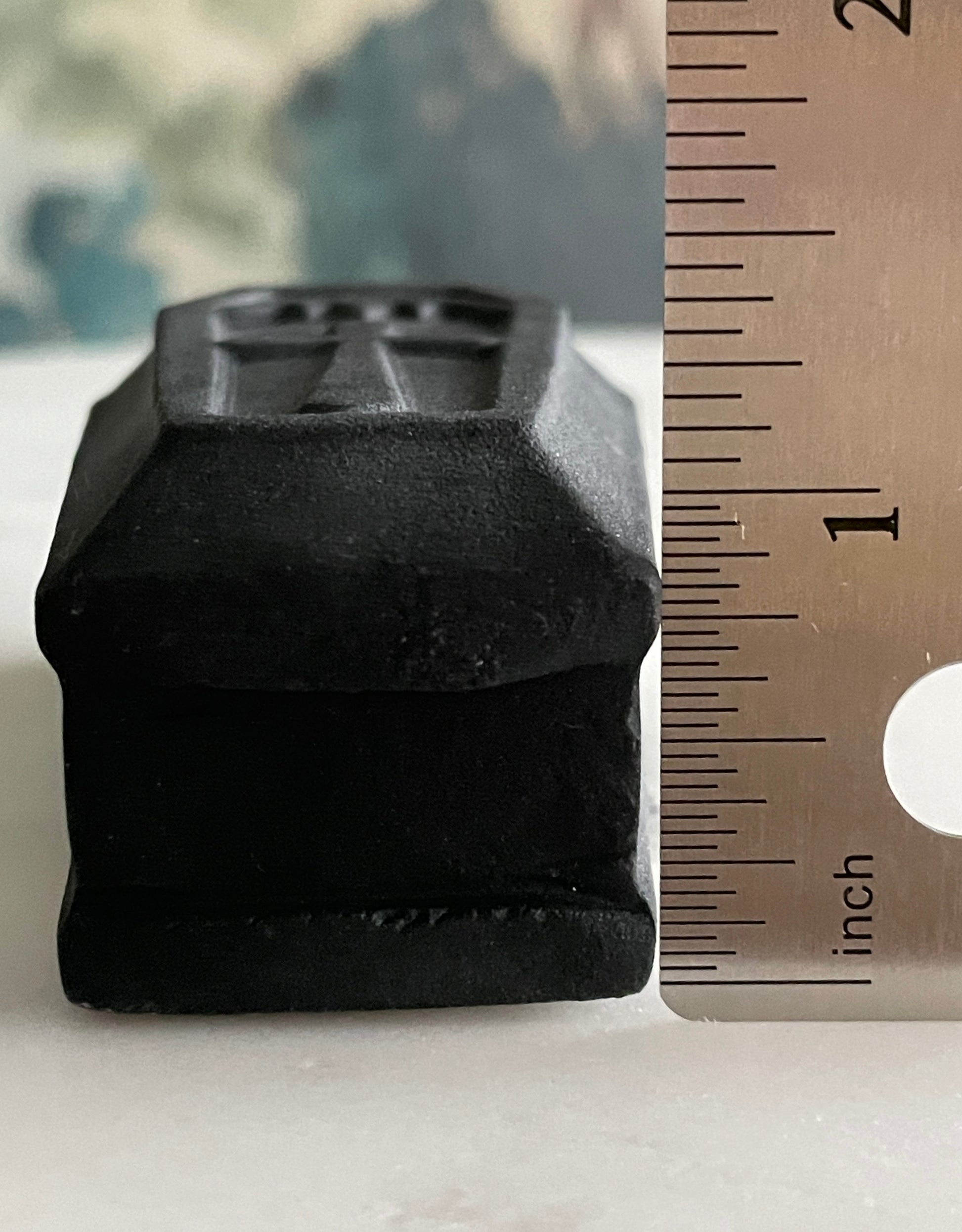 3 inch crystal coffin carving matte black obsidian crystal display natural halloween decor spooky season bat gift for witch altar piece dia de los muertos ofrenda black coffin crystal carving day of the dead decor vampire coffin figurine sarcophagus 