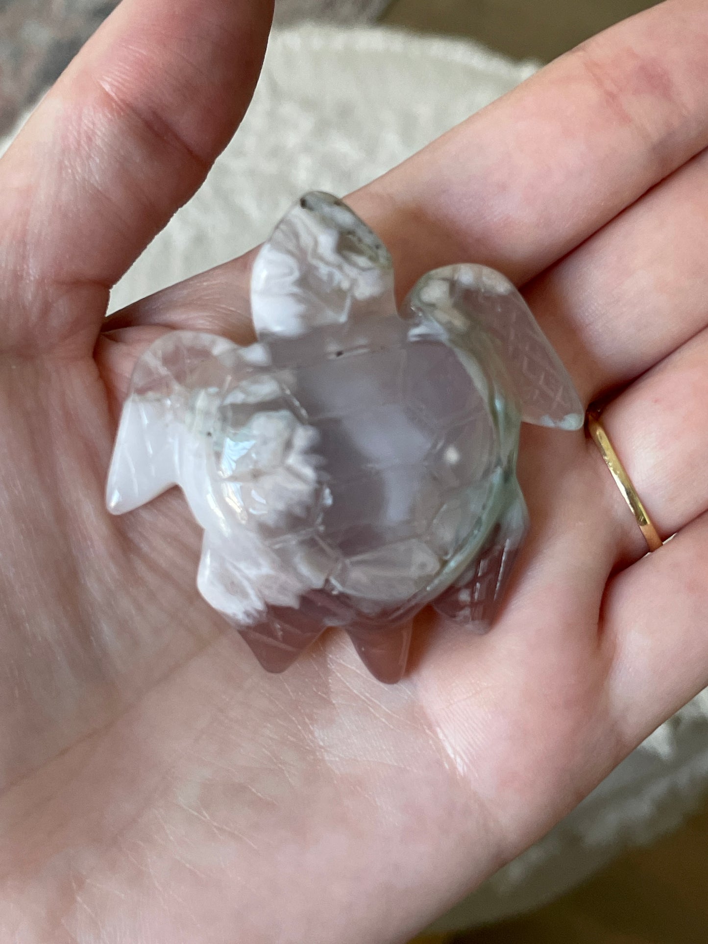 Handmade crystal turtle figurine, flower agate stone for balance and inner peace.