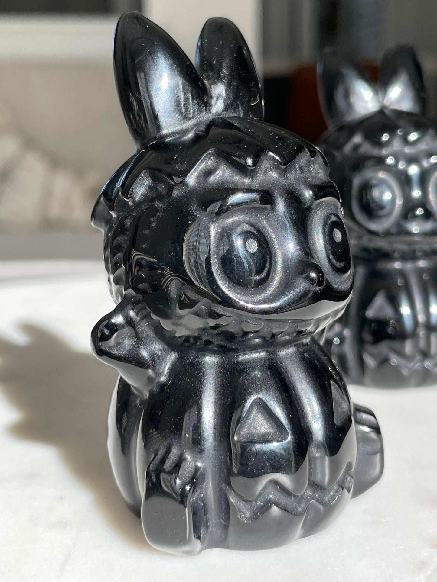 Black obsidian Labubu decor halloween crystal display monsters gift 3 inch labubu figurine black labubu pumpkin natural decor jack-o-lantern display labubu halloween pumpkin carving