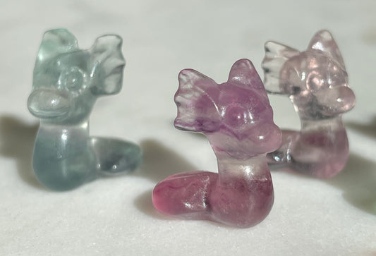 Pokémon figurine Dratini carving fluorite tiny crystal Dratini fluorite display collectible pokemon natural crystal rainbow fluorite multicolor Pokemon decor dratini stocking stuffer pokemon gift