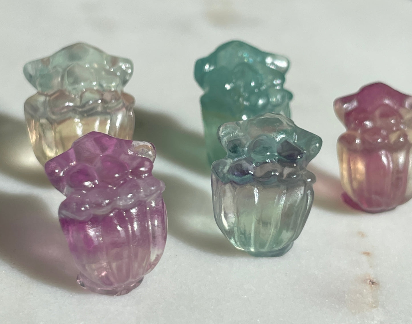 Pokémon figurine Vulpix carving fluorite tiny crystal Vulpix fluorite display collectible pokemon natural crystal rainbow fluorite multicolor Pokemon decor Vulpix stocking stuffer pokemon gift