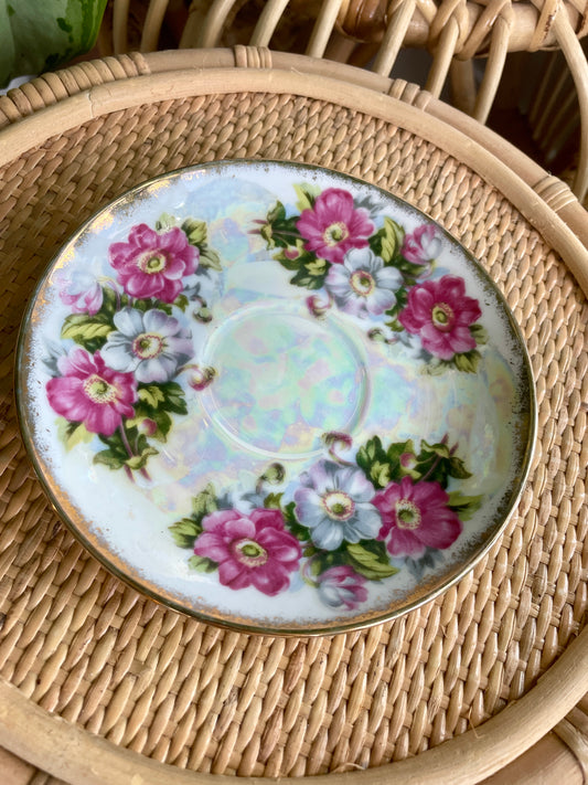 Vintage Style Floral Pearlescent Teacup Saucer