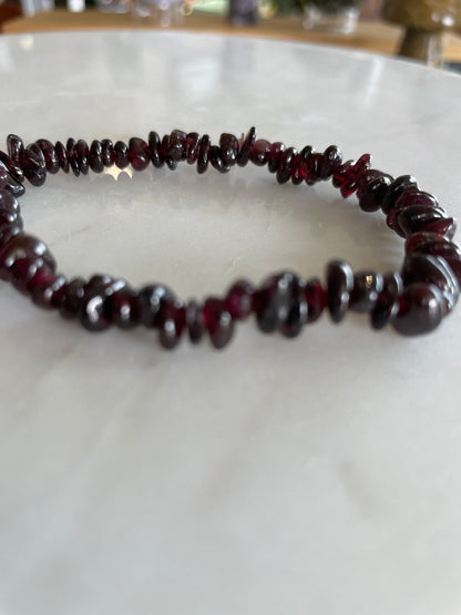 red garnet crystal chip bracelet jewelry gifts under $10