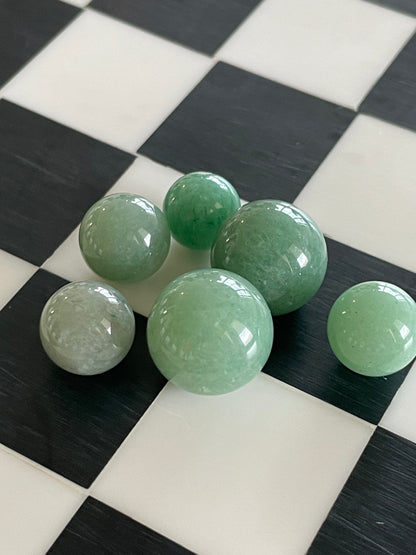 Mini Green Aventurine Sphere Crystal Ball Green Crystal Decor Healing Crystal Meditation Tool Home Decor Crystal Display Spiritual Gift Natural Aventurine Spiritual Gift Stocking Stuffer