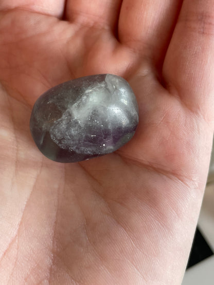 Fluorite Tumble Stone Fluorite Healing Stone Meditation Crystal Spiritual Gift Focus Crystal Natural Home Decor Mindfulness Altar Piece Fluorite Talisman