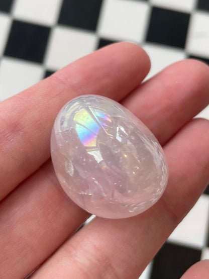 Aura Rose Quartz Tumble Stone Crystal Pink Healing Crystal Meditation Tool Rose Quartz Chakra Stone Rainbow Crystal Spiritual Gift 1 inch Heart Chakra Stone Pink Polished Rainbow Gemstone