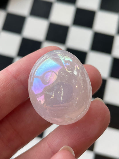 Aura Rose Quartz Tumble Stone Crystal Pink Healing Crystal Meditation Tool Rose Quartz Chakra Stone Rainbow Crystal Spiritual Gift 1 inch Heart Chakra Stone Pink Polished Rainbow Gemstone