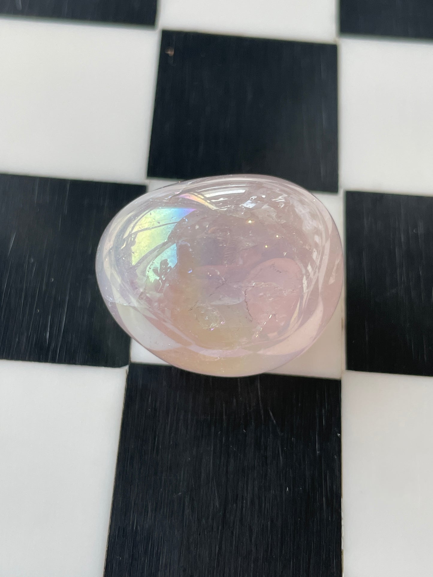 Aura Rose Quartz Tumble Stone Crystal Pink Healing Crystal Meditation Tool Rose Quartz Chakra Stone Rainbow Crystal Spiritual Gift 1 inch Heart Chakra Stone Pink Polished Rainbow Gemstone