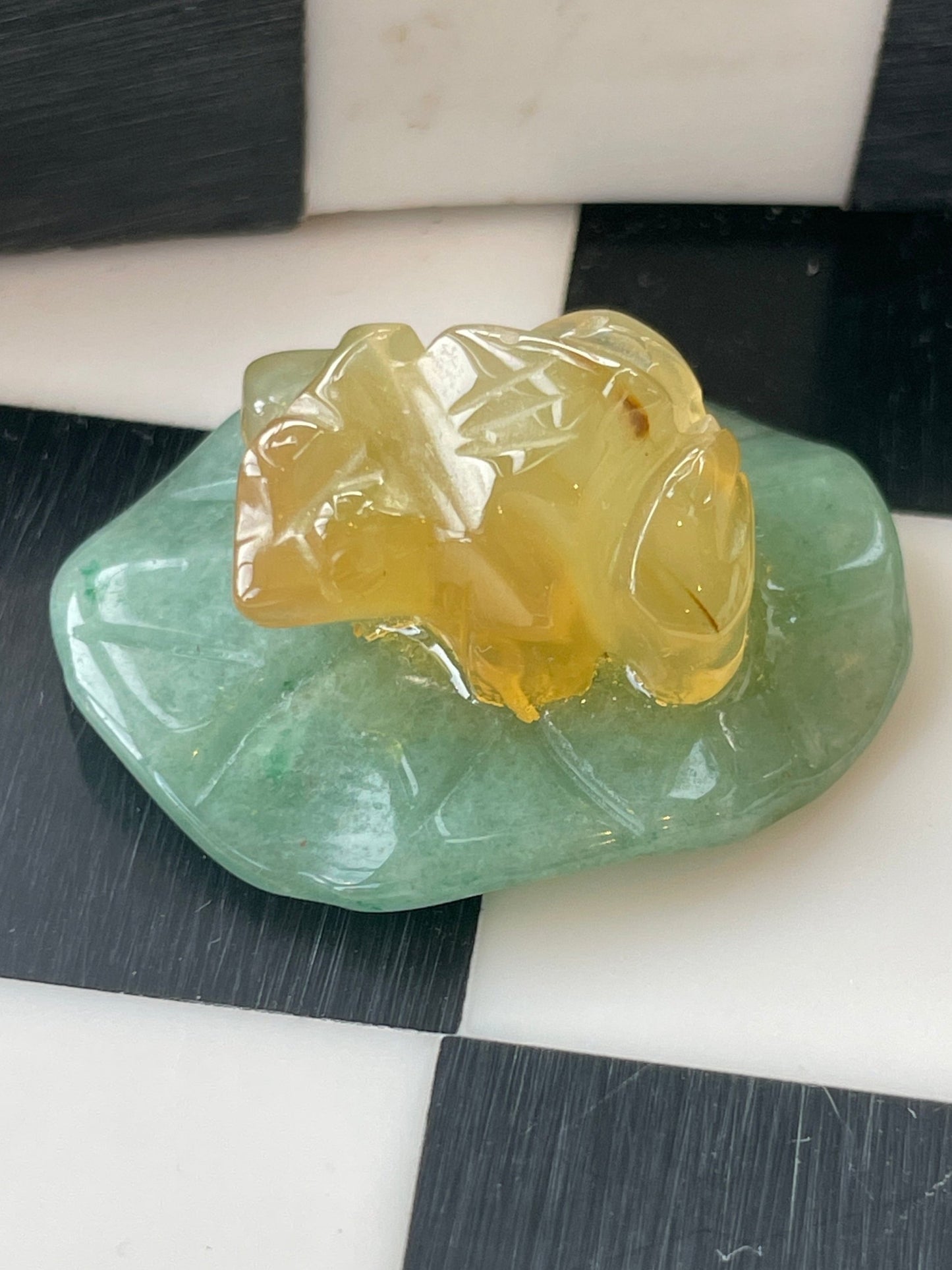 Mini Agate Frog on Green Aventurine Lily Pad Crystal Carving Lucky Frog Figurine Good Luck Stone