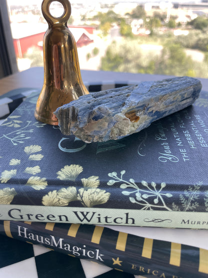 blue kyanite raw crystal specimen natural rock mineral healing stone magic crystal altar piece witchcraft gift for witch