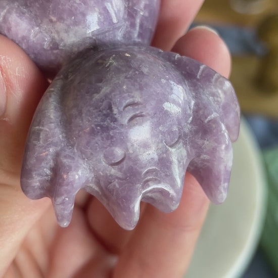 lepidolite crystal jumping spider carving purple spider crystal gem stone gift gemstone spooky gift for halloween lover