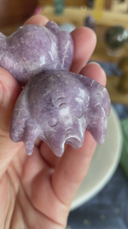 lepidolite crystal jumping spider carving purple spider crystal gem stone gift gemstone spooky gift for halloween lover