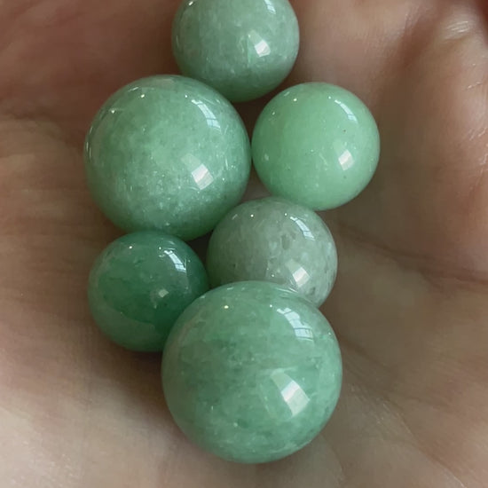 Mini Green Aventurine Sphere Crystal Ball Green Crystal Decor Healing Crystal Meditation Tool Home Decor Crystal Display Spiritual Gift Natural Aventurine Spiritual Gift Stocking Stuffer