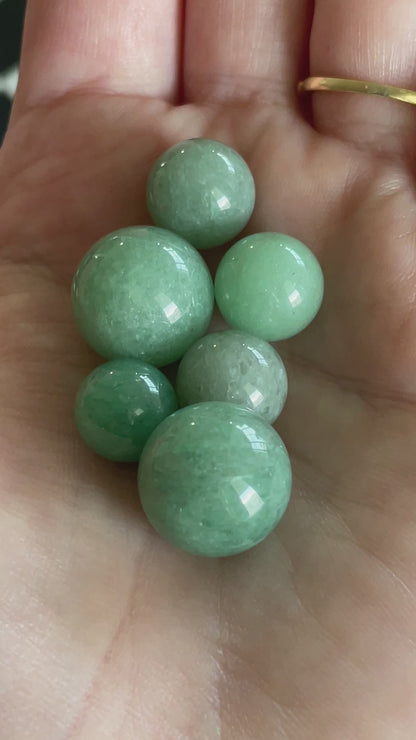 Mini Green Aventurine Sphere Crystal Ball Green Crystal Decor Healing Crystal Meditation Tool Home Decor Crystal Display Spiritual Gift Natural Aventurine Spiritual Gift Stocking Stuffer